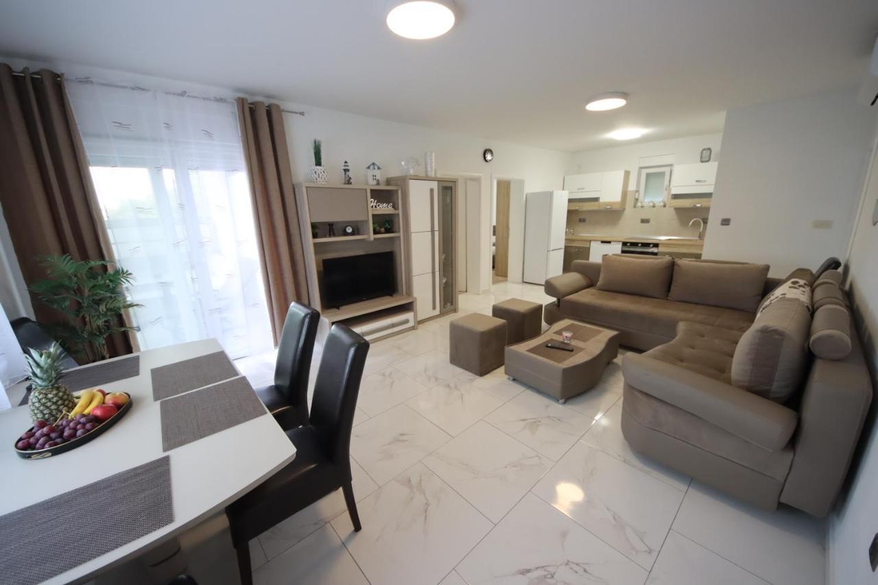 Apartmani Horvat Bibinje Exterior photo